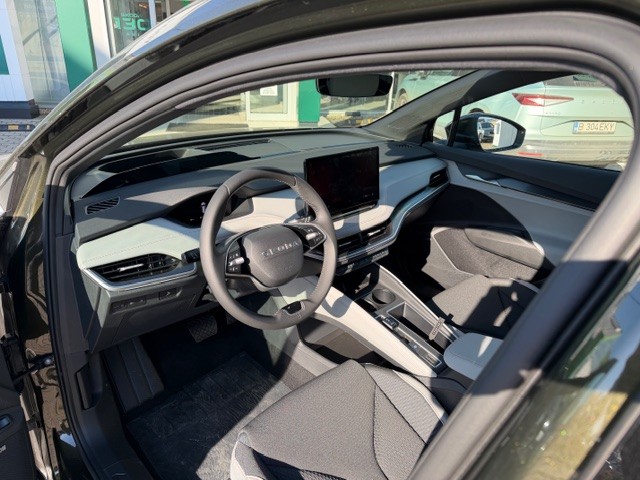 Skoda Enyaq 85, Electric - Image 5